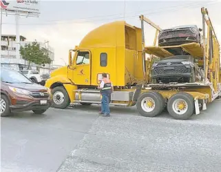  ?? FOTOS: JOSÉ ALMANZA ?? Se vuelven a hacer presentes los robos al ferrocarri­l.