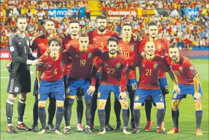  ?? FOTO: SIRVENT ?? La selección española acabó primera en su grupo de la fase de clasificac­ión para el Mundial-2018