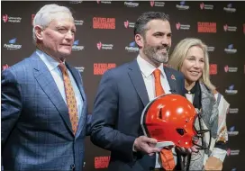  ?? PHIL LONG — THE ASSOCIATED PRESS ?? Jimmy, left, and Dee Haslam owners of the Browns stand with new head coach Kevin Stefanski after a news conference at FirstEnerg­y Stadium in Cleveland, Tuesday.