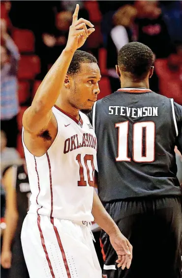  ?? [PHOTO BY STEVE SISNEY, THE OKLAHOMAN] ?? Oklahoma standout Jordan Woodard has been one of the Big 12’s hottest players in the second half of games recently. He sparked the Sooners to a Wednesday win over No. 7-ranked West Virginia.