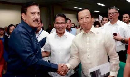  ??  ?? Senate President Vicente Sotto III with Isuzu Phils Corp. President Hajime Koso and Isuzu Gencars Inc.’s Edgard Cabangon