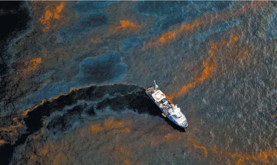  ?? CHRIS GRAYTHEN ?? El desastre ocurrió en abril de 2010 en aguas del Golfo de México.
