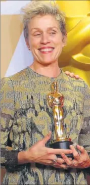  ?? PHOTO: MIKE BLAKE/REUTERS ?? Actor Frances McDormand was visibly distressed at losing her Oscar trophy. However, it wasn’t long before she got it back