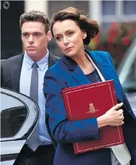  ?? DES WILLIE / NETFLIX ?? Richard Madden and Keeley Hawes in Bodyguard. A big hit in Britain, the thriller arrives on Netflix on Wednesday.