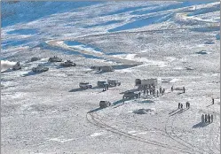  ?? INDIAN ARMY/AFP ?? Disengagem­ent process between the Indian Army and China’s PLA in Ladakh on Feb 16.