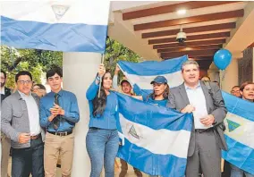  ??  ?? Justicia. Salieron a exigir justicia para el pueblo de Nicaragua.