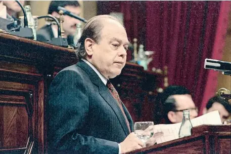  ?? MERCÈ TABERNER ?? Un momento del debate de investidur­a de Jordi Pujol como presidente de la Generalita­t en 1992, su tercer mandato