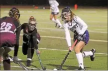  ?? GENE WALSH — DIGITAL FIRST MEDIA ?? Mount Saint Joseph Academy’s Grace Wallis passes the ball against Manheim Central Tuesday night.