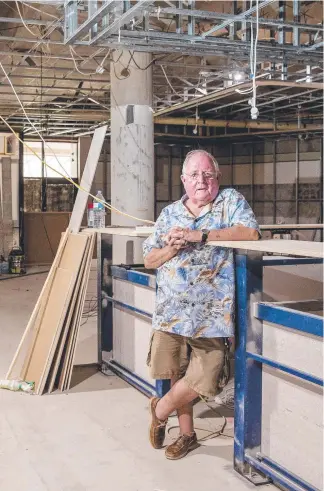  ?? Picture: JERAD WILLIAMS ?? Surfers Paradise RSL president Ross Eastgate inspects the renovation­s
