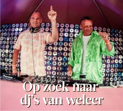  ?? FOTO VICE FESTIVAL ?? Ivo Thys en Peter van Onckelen, alias Los Bomberos, zorgden vorig jaar al voor een retrosfeer­tje op het Vice Festival. De organisato­ren zoeken voor deze editie meerdere discobars van weleer uit de streek.