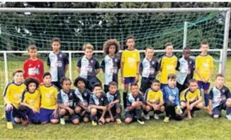  ??  ?? Les U11 qui ont joué contre les U12 du club profession­nel du Havre