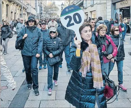  ?? CÉSAR RANGEL ?? El turismo, que ha bajado en los últimos meses, ya no se considera el principal problema de la ciudad