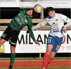  ?? Foto: Stéphane Guillaume ?? Umkämpftes Duell im Kampf gegen den Abstieg: Mondorfs Alessandro Scanzano (l., hier gegen den Ettelbrück­er Raphael de Sousa) erzielt das entscheide­nde Tor.