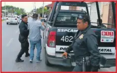  ??  ?? Sorprende traslado de detenidos en un hotel