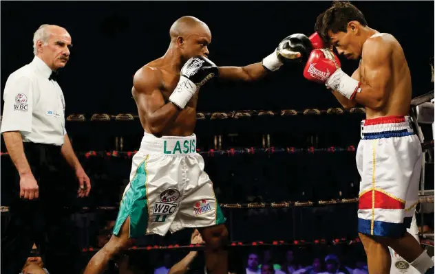  ??  ?? ↑ Aliu Bamidele Lasisi is oozing with so much confidence ahead of his WBC Internatio­nal super-flyweight title defence – that he isn’t putting much emphasis on studying his dangerous opponent, Norbelto Jimenez.