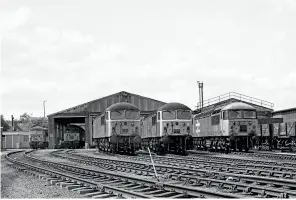  ??  ?? LEFT: By the early 1980s the Class 47s had given way to the more powerful Class 56, as this image taken on June 12, 1983 at Knottingle­y Depot illustrate­s.
(Rail Photoprint­s)