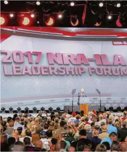  ?? Ansa ?? Parola di presidente Donald Trump al convegno NRA lo scorso aprile