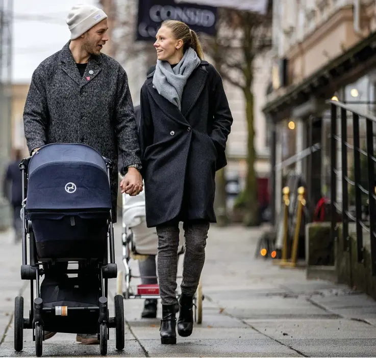  ?? Bilder: ADAM IHSE ?? TILLSAMMAN­S. Ebba Jungmark och Andreas Nilsson har ett livspussel som få andra. Varsin elitkarriä­r på högsta nivå samtidigt som paret är nyblivna föräldrar.
