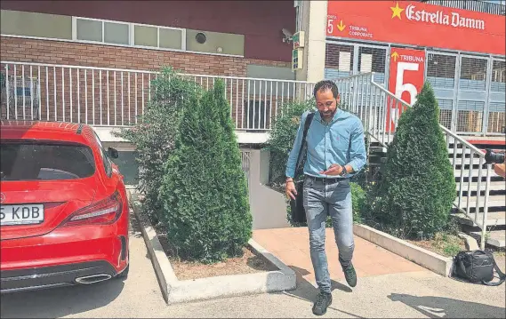  ??  ?? Pablo Machín se reunió ayer con la directiva del Girona en Montilivi. El técnico les comunicó que se iba al Sevilla tras abonar la cláusula de rescisión de un millón de euros