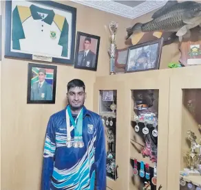  ?? ?? Ashandren Pillay is pictured with his medals.