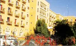  ??  ?? Ledra Palace Hotel on Lefkoşa’s Green Line
