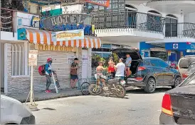  ?? JOFFRE LINO / EXPRESO ?? Salinas. El sitio donde se produjo el crimen se mantiene cerrado.