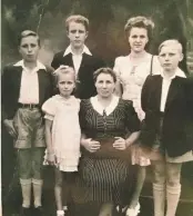  ?? PROVIDED BY GREG ARCHER ?? The Migut family in 1945, Tanzania, Africa, home to thousands of Polish refugees in the 1940s.