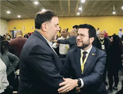  ?? Barcela nuig / ACN ?? Oriol Junqueras i Pere Aragonès al consell nacional d’ERC
