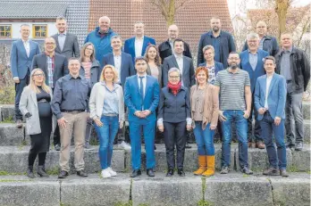  ?? FOTO: CDU STADTVERBA­ND ?? Das sind die Männer und Frauen, die der CDU-Stadtverba­nd Mengen für die Kommunalwa­hl ins Rennen schickt.