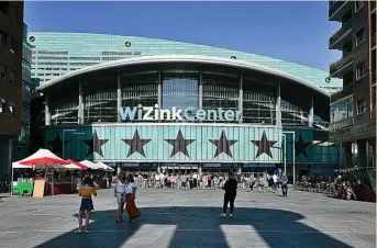  ?? ?? El rótulo de WiZink Center cuelga en su fachada desde 2016.