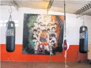  ??  ?? El gimnasio del ‘Ñato’ Guzmán sin boxeadores.