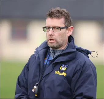  ?? ?? Enniskille­n Manager, Simon Bradley.