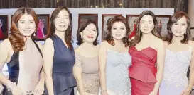  ??  ?? (From left) Alicia Ong, Karimadon’s Josie Go, Julie Choa, Elsa Ang, Ayna Ong and Linda Nocom.