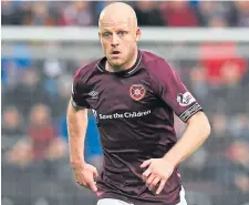  ??  ?? Steven Naismith is on loan at Hearts from Norwich.