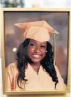  ?? ARMANDO L. SANCHEZ/CHICAGO TRIBUNE ?? A photo of Jaya Beemon in her mother Nyisha Beemon’s home. She was a nursing student at Malcolm X College.