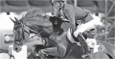  ?? Foto: dpa ?? Ludger Beerbaum reitet auf Casello eine entscheide­nde Nullrunde in Barcelona.