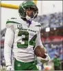  ?? Jeff Lewis / Associated Press ?? Jets cornerback Justin Hardee warms up before playing against the Bills on Dec. 11 in Orchard Park, N.Y. The Bills won 20-12.