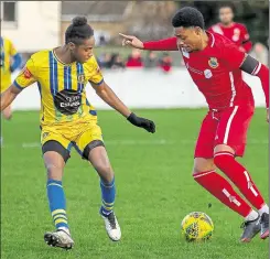  ?? Picture: Les Biggs ?? Stephen Okoh cuts inside for Whitstable against Sittingbou­rne