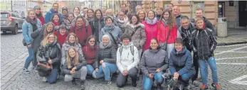  ?? FOTO: VEREIN ?? Die Mitglieder des Reinstette­r Harmonika-Spielrings besuchten neben Furth im Wald auch Taus (Domažlice) in Tschechien.