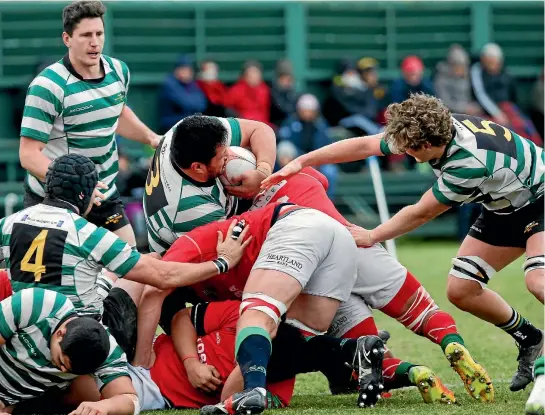  ?? PHOTO: MONIQUE FORD/STUFF ?? It was stacks on the mill when Marist St Pats pipped Old Boys University in a Jubilee Cup match at Evans Bay Park.