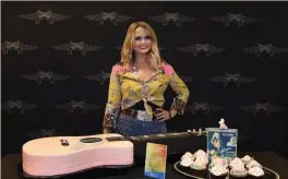  ?? COURTESY OF KHOI TON / MOHEGAN SUN ?? Miranda Lambert kicks off her Roadside Bars & Pink Guitars tour last weekend at the Mohegan Sun Arena.