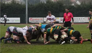  ?? (Photo R. B.) ?? Hier, c’était Noël avant l’heure au stade Perdigon ....