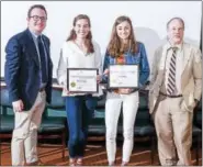 ?? CONTRIBUTE­D PHOTO ?? The 3rd Place winners in the Mixed Media category at the 2017 BrainDance Awards at the Institute Of Living are Katherine McGuire, second from left, and Katherine Starr, second from right. They are joined b Dr. Philip Corlett, left, and Dr. Godfrey Pearlson.