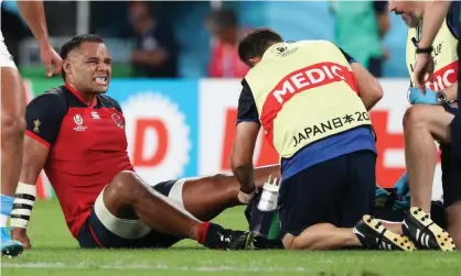  ??  ?? Billy Vunipola picked up an ankle injury in the first half against Argentina. Photograph: Craig Mercer/MB Media/Getty Images