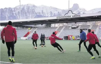  ?? KEY ?? Der FC Thun bereitet sich in heimischen Gefilden und bei tiefen Temperatur­en auf die Rückrunde vor.