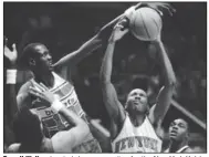  ?? (AP file photo) ?? Darrell Walker (center), here competing for the New York Knicks against the Washington Bullets in 1986, played for five teams in the 1980s and 1990s before concluding his career with Chicago during the 1992-93 season. Walker got to savor the only championsh­ip of his career when Michael Jordan and the Bulls completed their first three-peat.