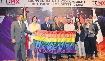  ??  ?? El jefe de Gobierno, Miguel Ángel Mancera, dice que la capital de la República se declara a favor de la inclusión y la igualdad en la diversidad, y en contra de cualquier tipo de discrimina­ción.