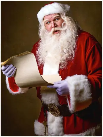  ??  ?? Santa James (left) and Santa Ward (right) bring joy to people in Georgia and Long Island respective­ly. James has been Santa since 2007.