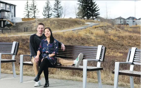  ?? CHRISTINA RYAN ?? First-time home buyers Ben and Andrea Hodges have purchased a duplex with “a lot of living space” at the Keys of Symons Gate by Brookfield Residentia­l.