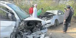  ?? SANJEEV KUMAR/HT ?? The two vehicles after an accident near Rupana village in Muktsar.